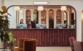 The Hoxton Shepherd'S Bush